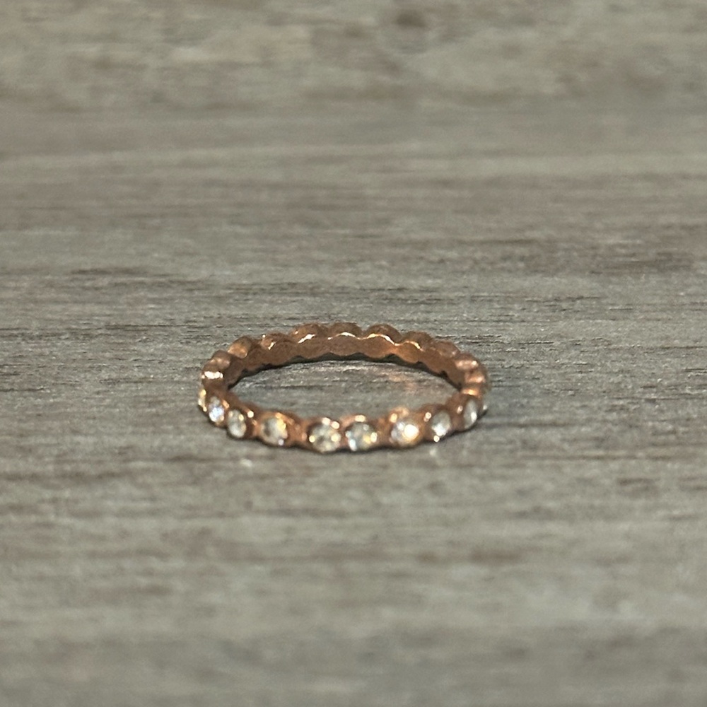 Set of Elegant Rose Gold Rings with Clear Stones